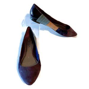 Fergie Flats Shoes Purple Pinstripe Corduroy Game